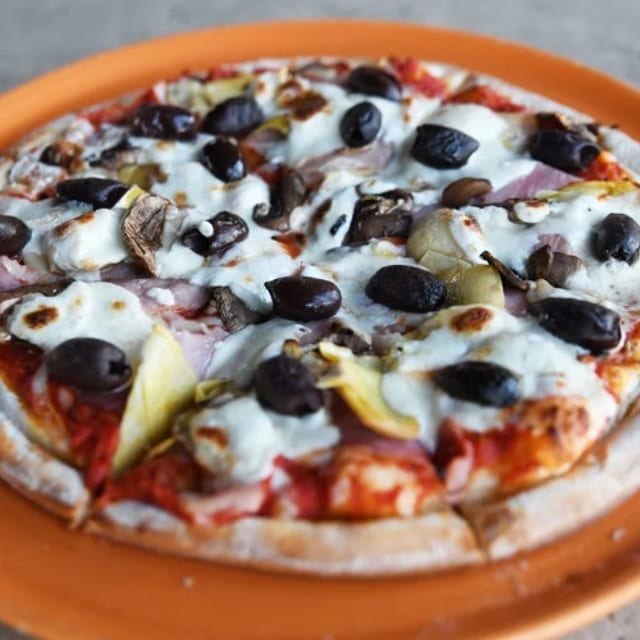 Capricciosa Pizza.