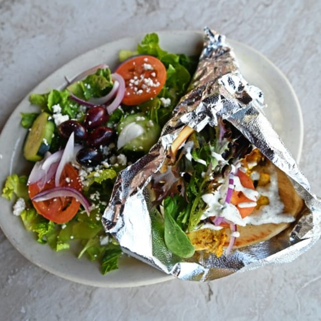 Chicken Shawarma Pita (Hot).