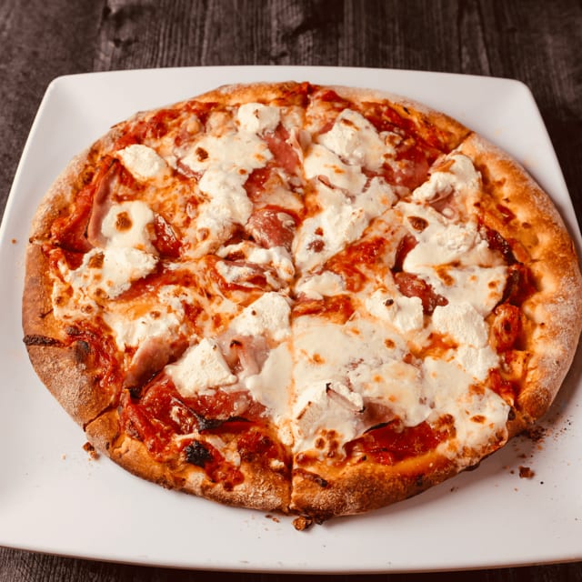Americana Pizza.